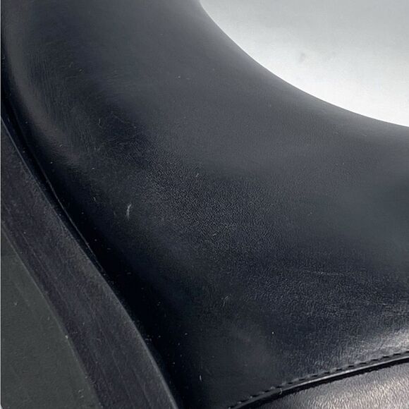 Bottega Veneta Lug Sole Leather Chelsea Boots size 40 - Picture 12 of 16